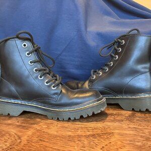 Doc Martens Luana